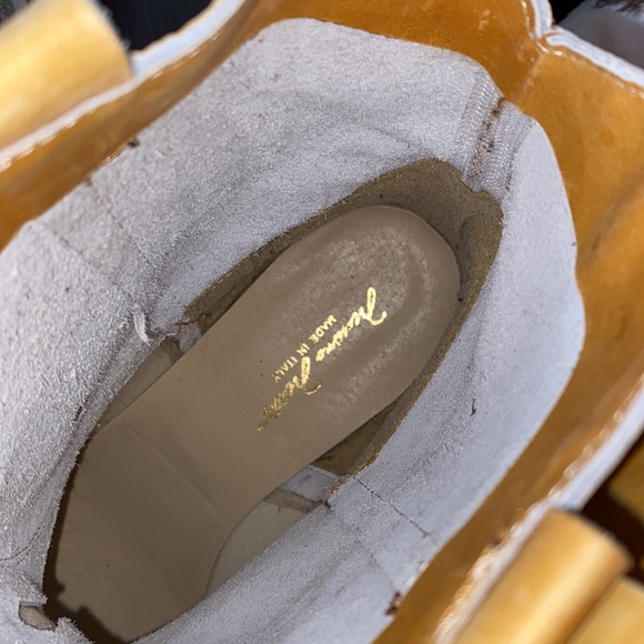 Firenze Leather Boots - Picture 2 of 4